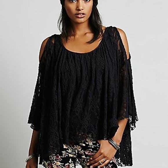 Free People Lost in Austin Lace Cold Shoulder Top - Picture 1 of 4